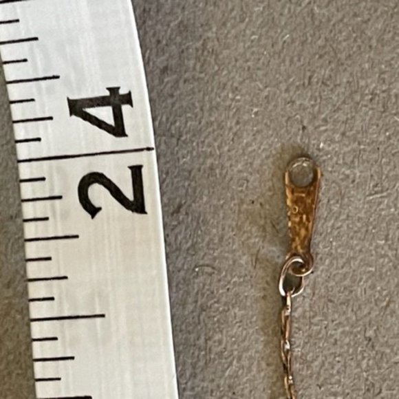 Citrine Caged Pendant Hanging from an 24" 80's Gold Faux Chain, Classic - Picture 6 of 9